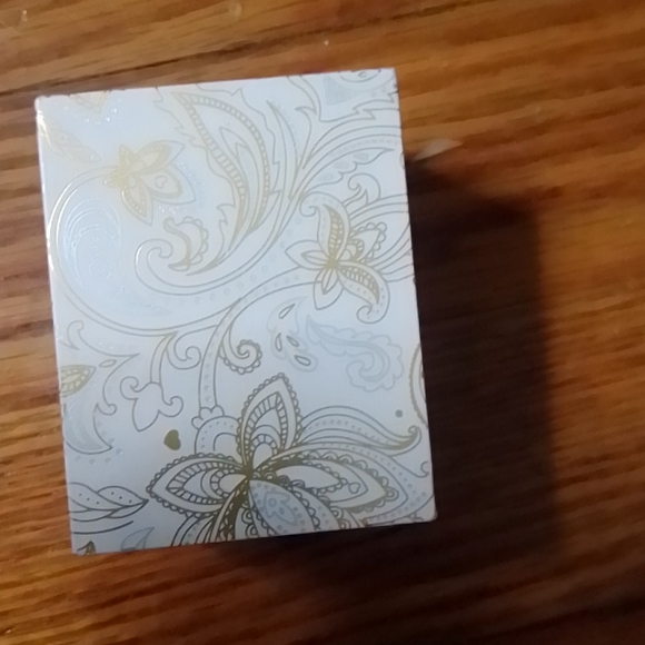 Ring - Picture 3 of 4